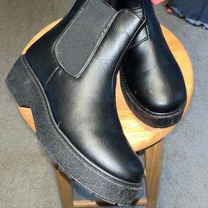 LIKE NEW” Black Boots